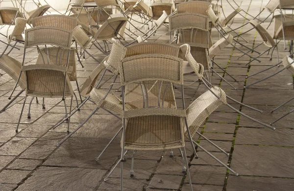 Cadeiras de café dobradas — Fotografia de Stock