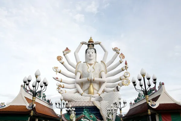 Статуя Гуань Инь Тысяча — стоковое фото