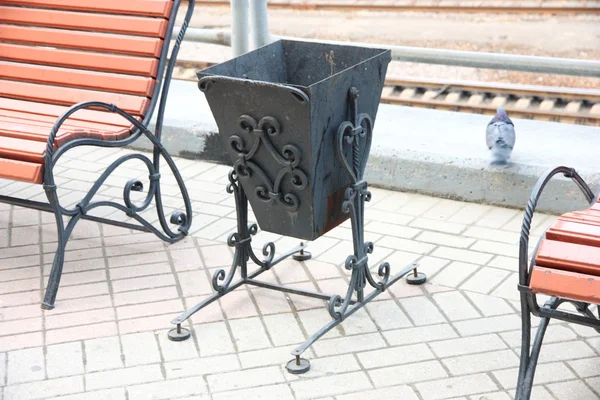 Metal decorative garbage urn — Stock Photo, Image