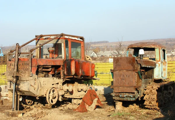 一辆旧拖拉机 — 图库照片