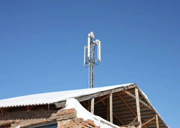 Antenna mobile communication. — Stock Photo, Image