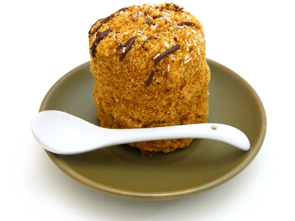 Honigkuchen Mit Schokolade Auf Weißem Hintergrund — Stockfoto