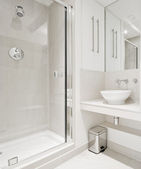 modern fürdőszoba zuhanyzó sarok