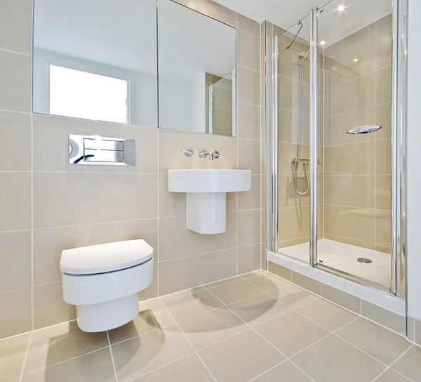 Badkamer met douche hoek — Stockfoto