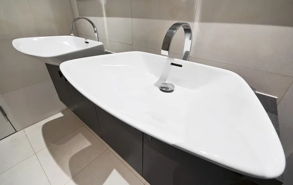 Detalle Baño Diseño Con Lavabo Doble — Foto de Stock