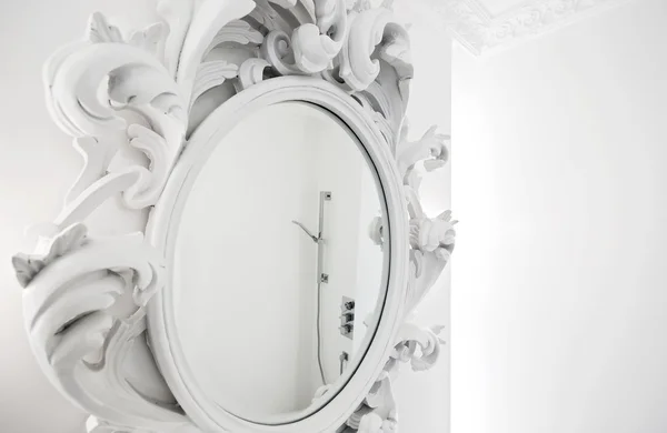 Beautiful ornate mirror — Stock Photo, Image