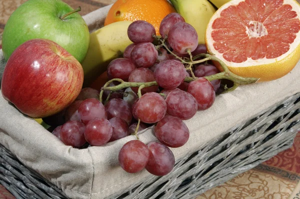 Fruit in a basket — Stock Photo, Image