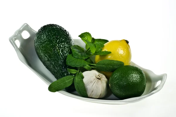 Avocado en citroenen — Stockfoto