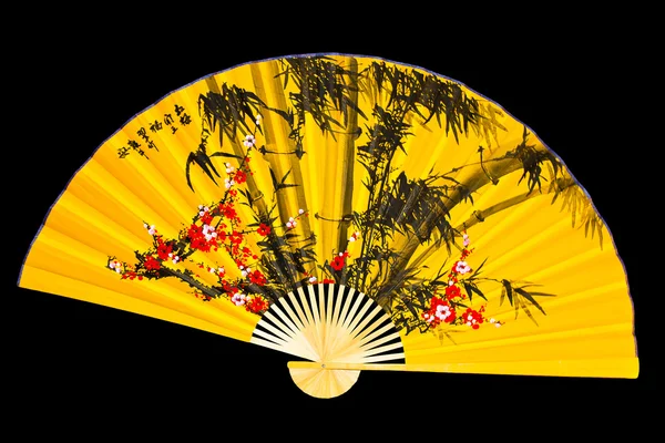 Японский вентилятор на черном фоне — стоковое фото
