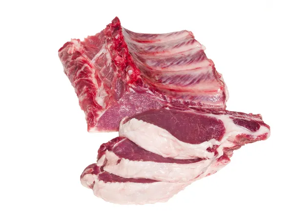 Carne fresca sobre um fundo branco — Fotografia de Stock