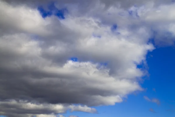 Облачное небо . — стоковое фото
