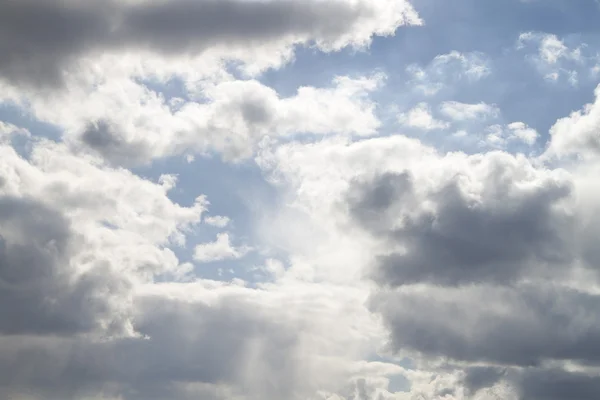 Облачное небо . — стоковое фото
