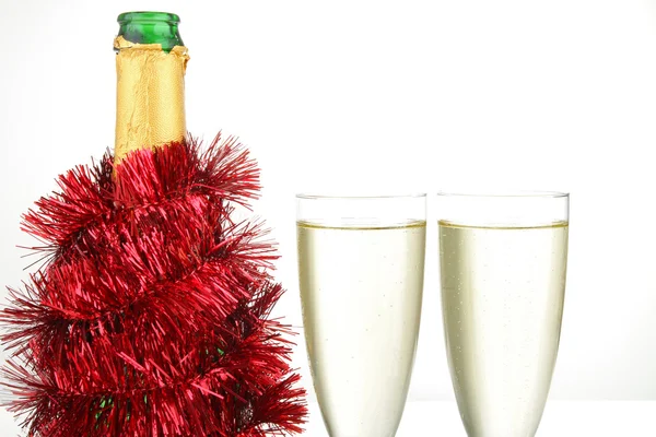 Champanhe, copos e garrafa — Fotografia de Stock