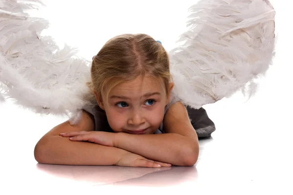 Mooi meisje met engel vleugels — Stockfoto