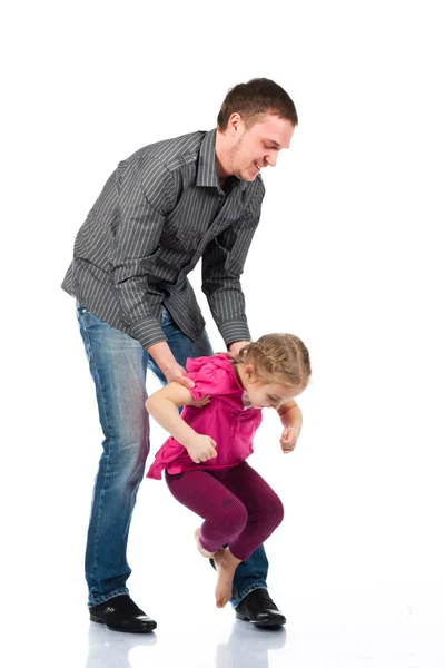 Ein Junger Vater Und Seine Tochter Spielen Isoliert Auf Weiß — Stockfoto