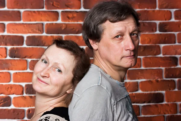 Glada seniorer par i kärlek — Stockfoto