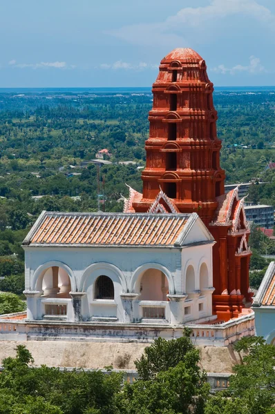Thai temple on the hill — Stock Photo, Image