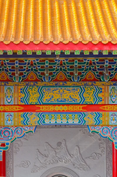 Tetto tempio cinese in Thailandia — Foto Stock