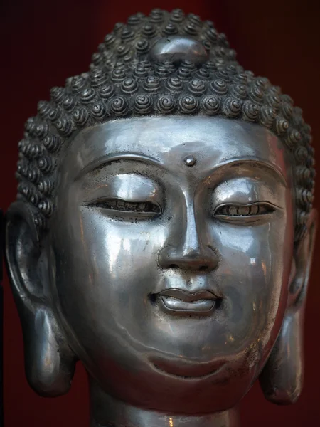 Estátua Buda Prata — Fotografia de Stock