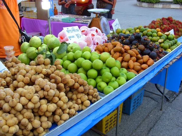 Stoisko tajski owoce — Zdjęcie stockowe