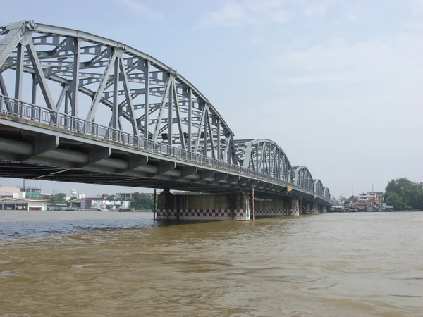 Krungthon 橋、バンコク、タイ — ストック写真