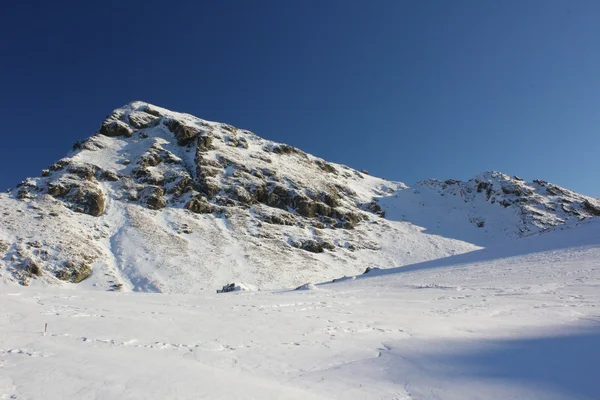 查看一个中央巴尔干在白雪皑皑的冬季 — 图库照片