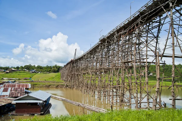 Holzkonstruktion der längsten Holzbrücke — Stockfoto
