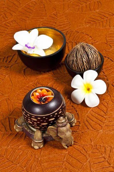 Thai traditional spa on brown paper background — Stock Photo, Image