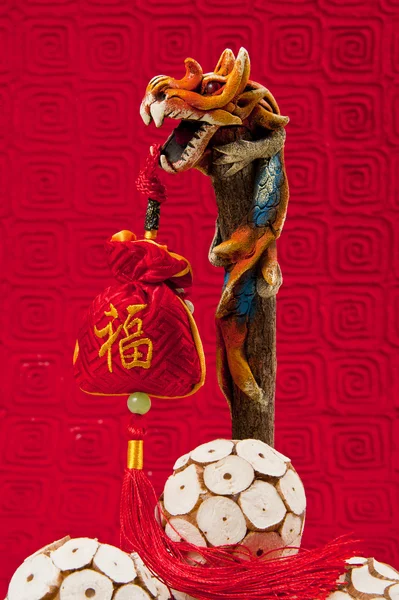 Dragão Colorido Com Saco Dinheiro Ano Novo Chinês — Fotografia de Stock