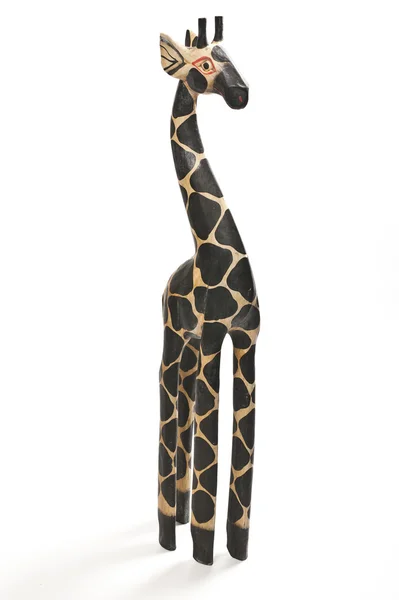 Одинокий деревянный жираф — стоковое фото