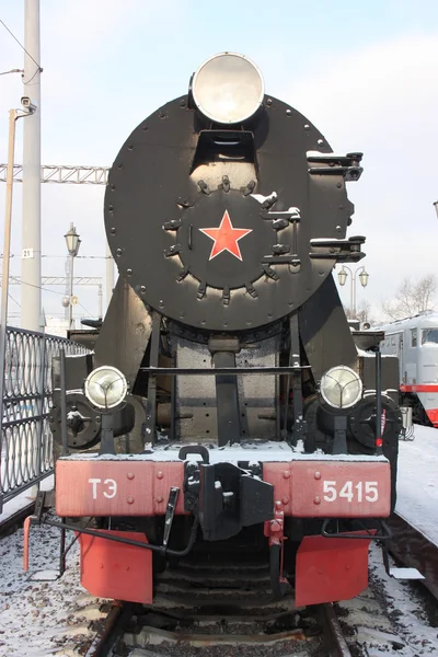 Vieja locomotora. Modelo 5415. Está hecho en 1943. . — Foto de Stock