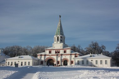 Russia, Moscow. Museum - estate Kolomenskoe. Front gates. clipart