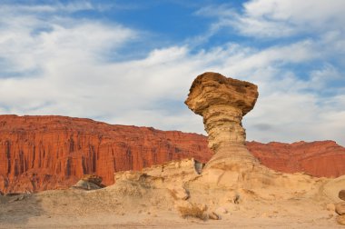 Kum taşı oluşumunda ischigualasto, Arjantin.