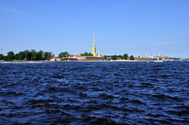 St Petersburg; Neva Nehri