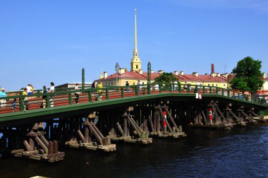 St. Petersburg; Neva Nehri