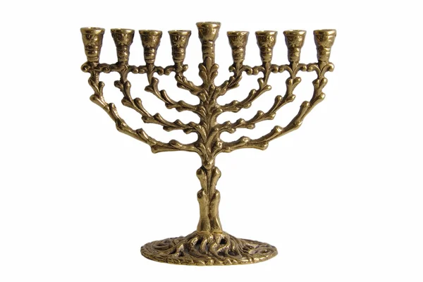 Menorah beyaz bir arka plan üzerinde bronz