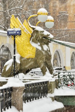 Banka Köprüsü, Griffin'ler kar