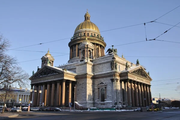 Catedral de San Isaac en una noche de invierno. San Petersburgo. Rusia — Foto de Stock
