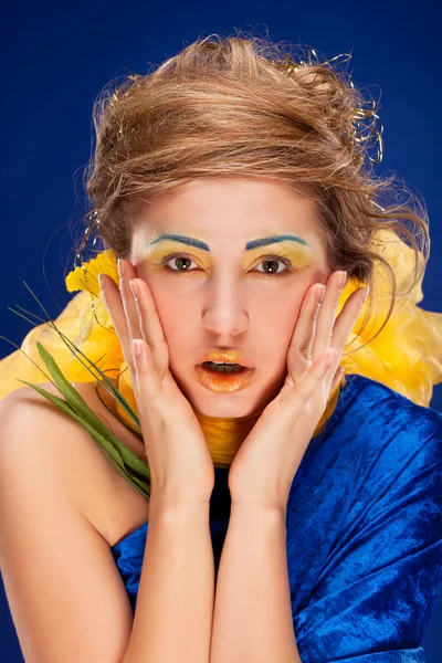 Kvinna med glamour make-up — Stockfoto