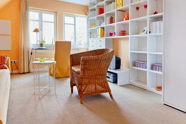 Maison moderne, salon avec le mobilier moderne — Photo
