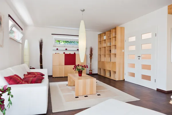 Moderní dům, obývací pokoj s moderní nábytek — Stock fotografie