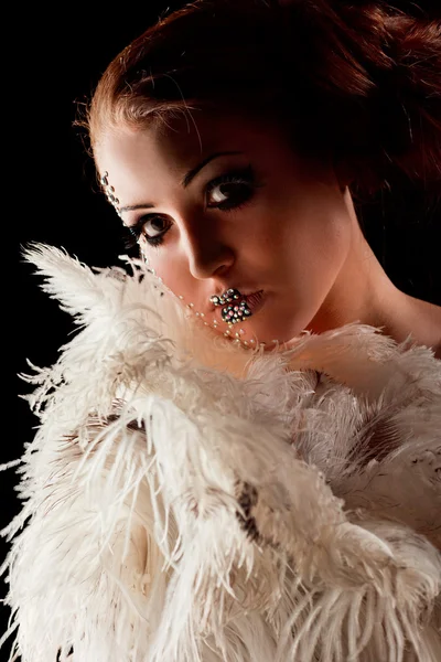 Mujer con maquillaje de glamour de cristal — Foto de Stock