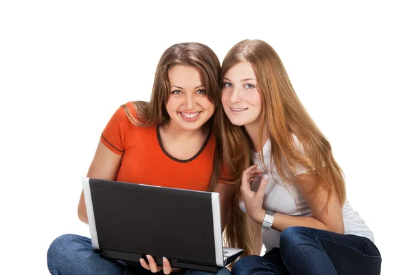 Laptop ile iki öğrenci kız — Stok fotoğraf