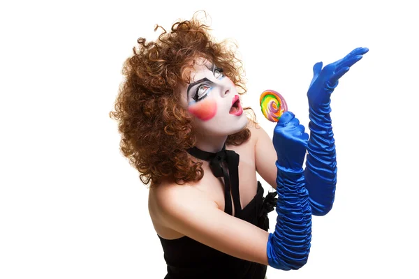Γυναίκα mime με θεατρικό μακιγιάζ τραγούδι — Φωτογραφία Αρχείου