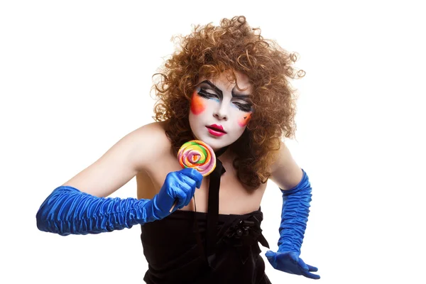 Vrouw mime met theatrale make-up zingen — Stockfoto