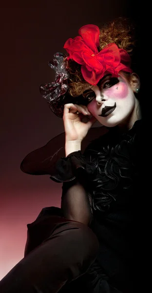 Mimo de mulher com maquiagem teatral — Fotografia de Stock