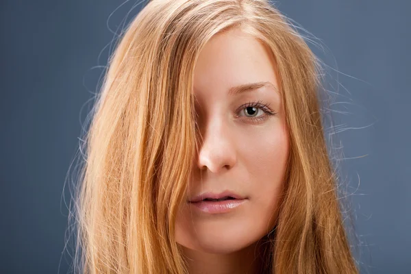 Portrait of red-haired young woman — Stock Photo, Image
