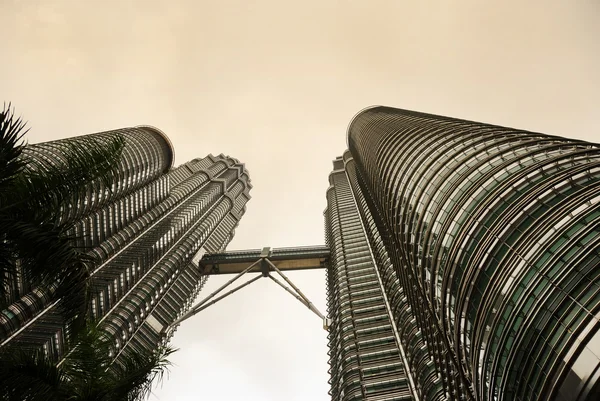 マレーシアのペトロナス ツイン タワー — ストック写真