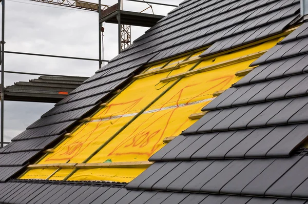 Montering av en rooflight — Stockfoto