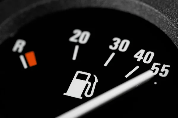 Fuel gauge of a car — Stock Photo, Image